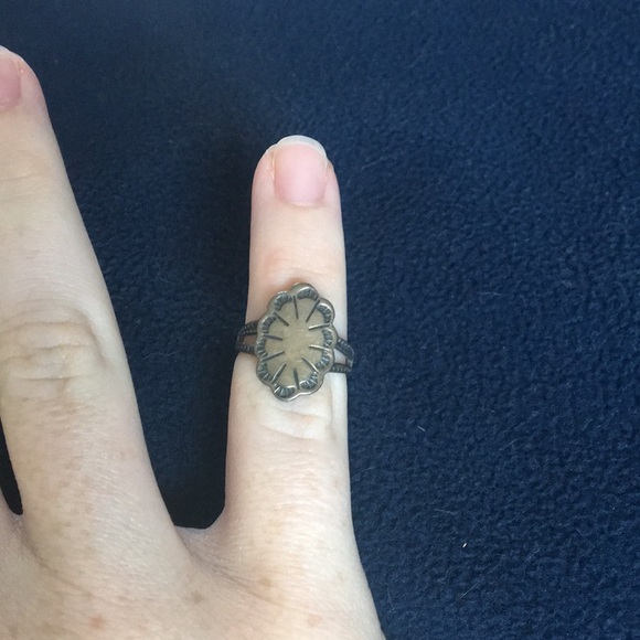 Silver ring - Picture 4 of 4